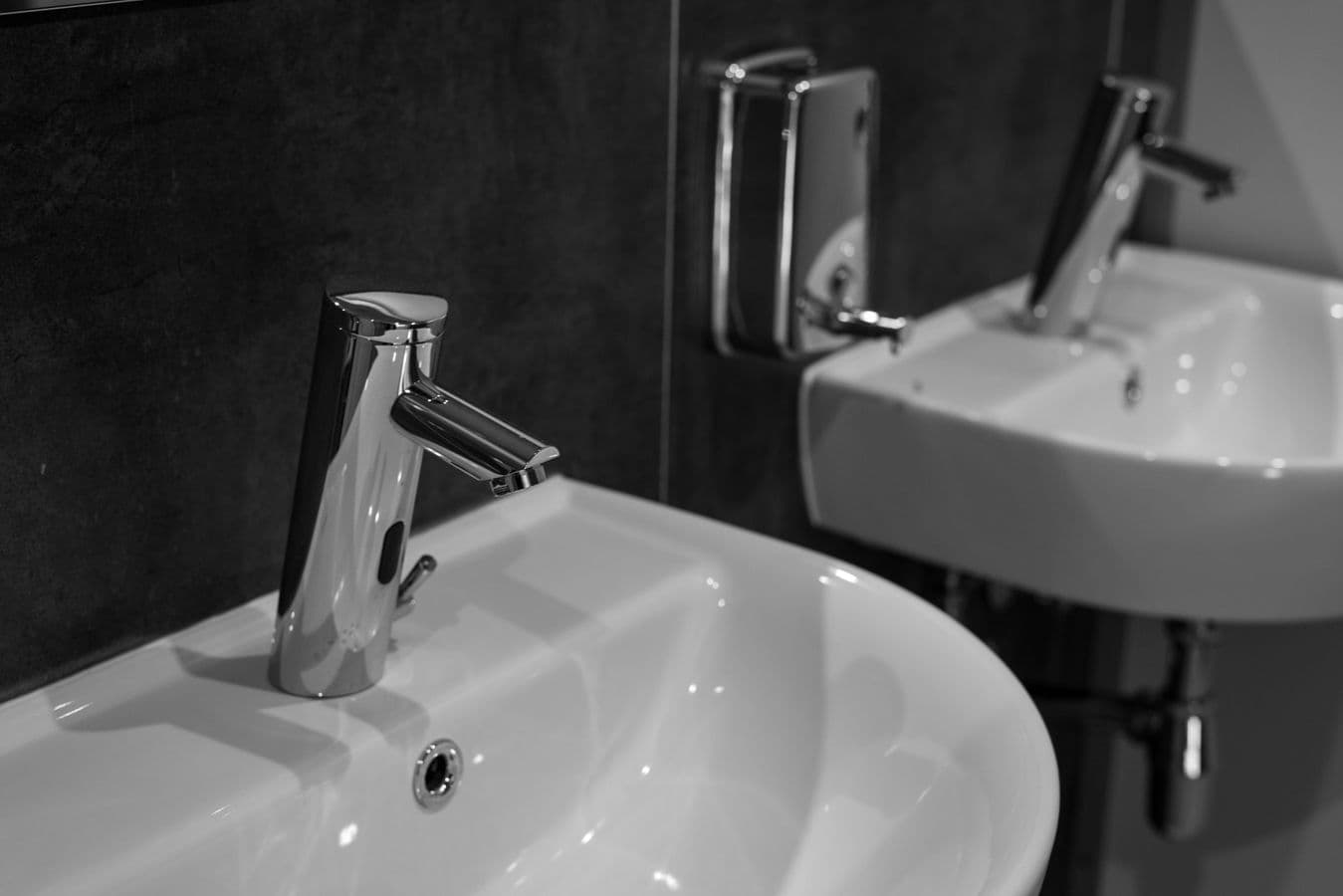 Commercial Emergency Plumbing in Denton, TX - provider responding to an active service call