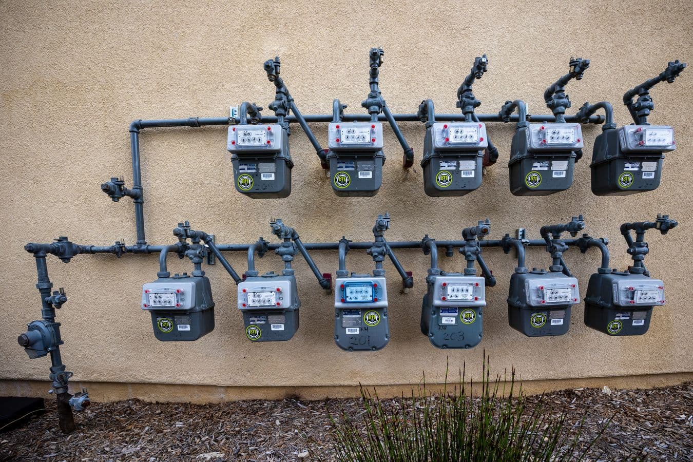 Commercial Emergency Plumbing in Garland, TX - provider responding to an active service call