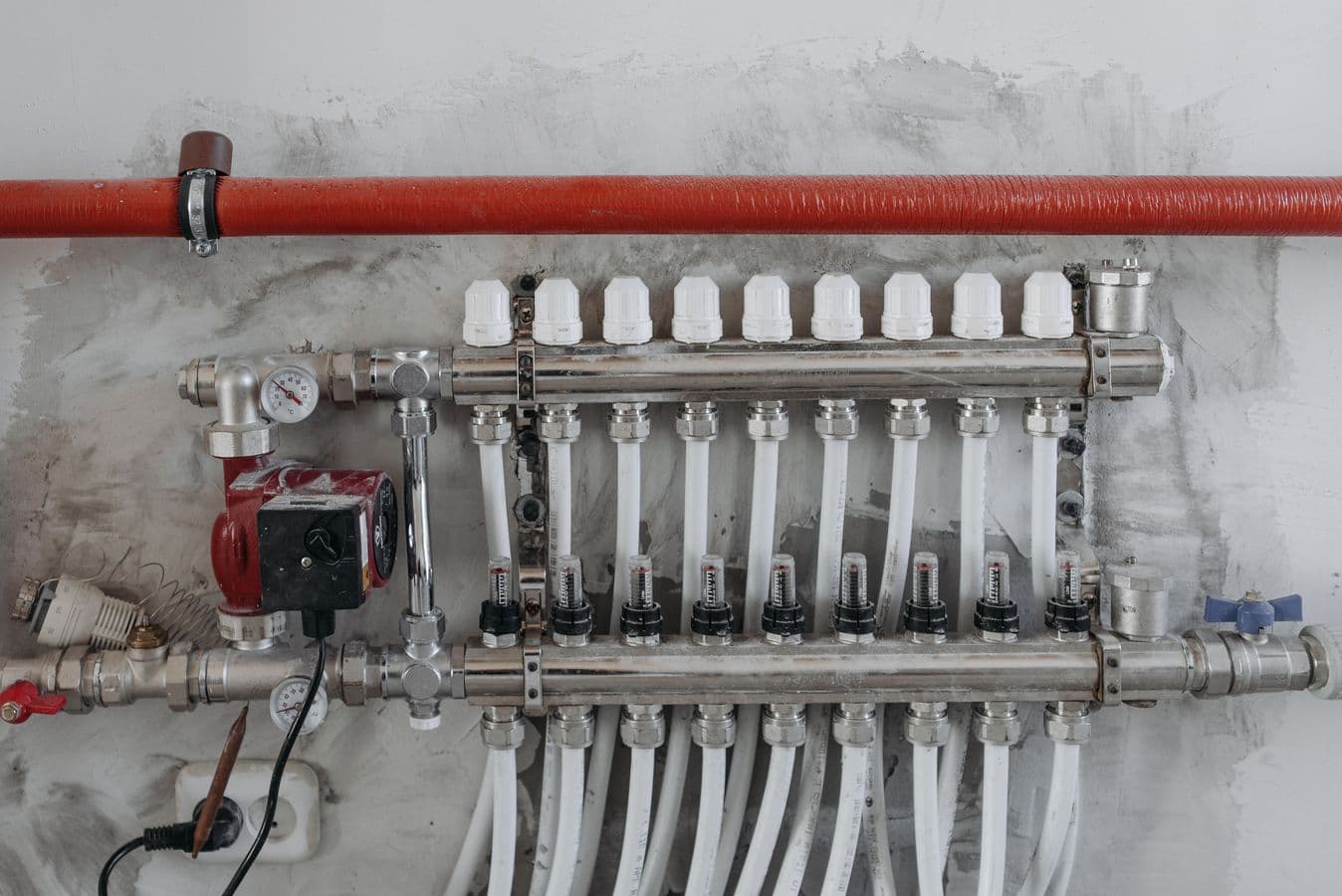 Commercial Emergency Plumbing in Keller, TX - provider responding to an active service call