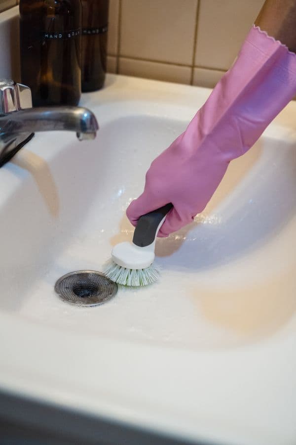 Emergency Drain Cleaning in Grapevine, TX - provider responding to an active service call