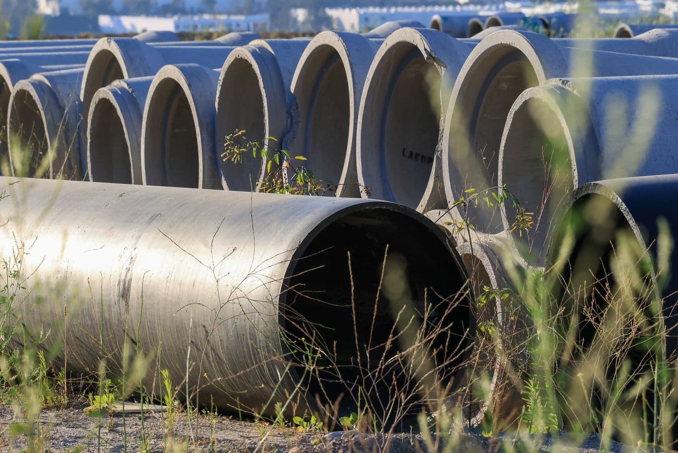 Main Sewer Line Clog in Dallas, TX - provider responding to an active service call