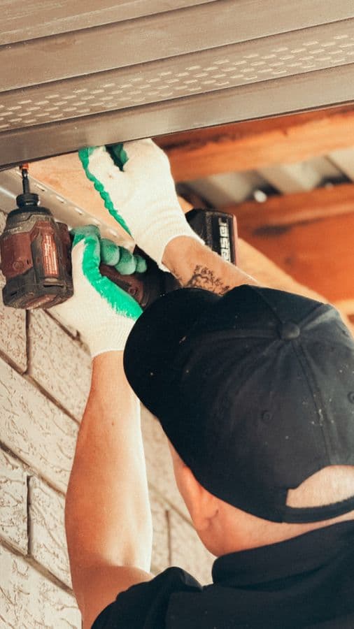 Same-Day Plumber Connection in Houston, TX - provider responding to an active service call