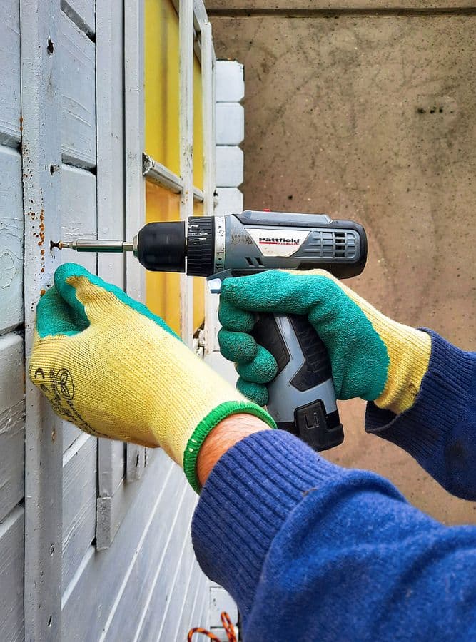Same-Day Plumber Connection in Mansfield, TX - provider responding to an active service call