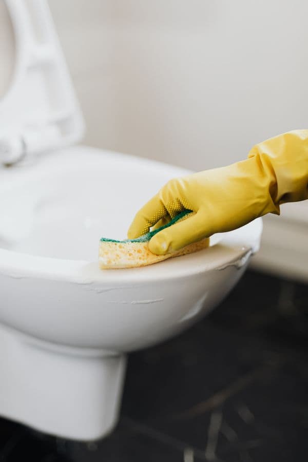 Toilet Overflow Emergency in Flower Mound, TX - provider responding to an active service call